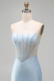 Strapless lichtblauwe korset bodycon kralenbezette homecomingjurk met split