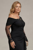 Zwarte schede met lange mouwen gerimpeld plusmaat Mother of the Bride jurk