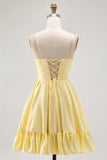 Gele strapless A-lijn korset Homecoming jurk met kralen