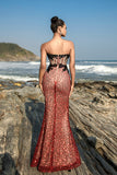Strapless bordeauxrode zeemeermin-avondjurk met split