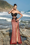 Strapless bordeauxrode zeemeermin-avondjurk met split