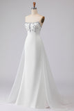 Witte A-lijn strapless satijnen trouwjurk met kralen