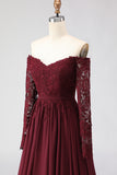 Cabernet Off the Shoulder Een lijn kanten Mother of the Bride jurk met lange mouwen
