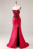 Bordeauxrode strapless kralenkorset satijnen galajurk met split