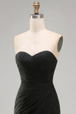 Zwarte chiffon gerimpelde strapless schede lange formele jurk met split