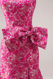 Strapless Fuchsia Bloemenzeemeermin Zijsplit lange galajurk met strik