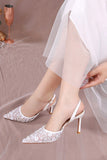 Elegante witte spitse slingback stiletto hakken trouwschoenen met bloemige applicaties