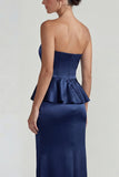 Marineblauwe strapless gerimpelde satijnen jurk lange formele jurk