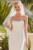 Witte satijn strapless midi trouwjurk met rits achter