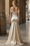 Off-the-shoulder champagne zeemeermin lange satijnen galajurk met split