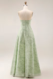 Stoffige salie Bloemen Strapless A-lijn lange bruidsmeisjesjurk