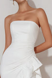 Witte strapless gerimpelde bodycon hoge low-engagement jurk