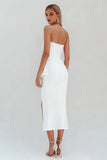 Witte strapless bodycon midi geruffelde vrijgezellenjurk met split