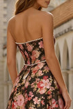 Strapless A-lijn bedrukte zwarte roze bloemen midi jurk met parels