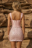 Roze, dikke bandjes, korset, bodycon homecomingjurk met pailletten