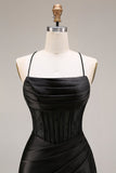 Zwarte satijnen spaghettibandjes zeemeermin lange formele jurk met split