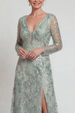 Groen A-lijn lange mouwen pailletten Mother of the Bride jurk met split