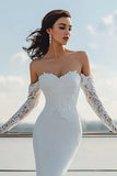 Ivoor Off the Shoulder Zeemeermin Sweep Sleep trouwjurk met kant