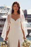 Ivory A Line geappliqueerde geplooide tule lange trouwjurk met split
