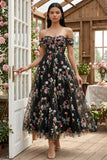 Zwart off-the-shoulder bloemenkorset met appliquatie van een lijn tule midi-jurk