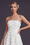 Strapless witte A-lijn lange trouwjurk met 3D-bloemen