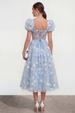 Blauwe bloemen A-lijn Lace Up Midi jurk met pofjes mouwen