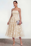 Strapless A-lijn midi lila bloemenjurk met zakken