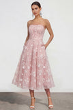 Strapless A-lijn midi lila bloemenjurk met zakken