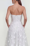 Strapless A-lijn midi lila bloemenjurk met zakken
