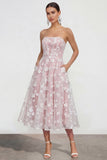 Strapless A-lijn midi lila bloemenjurk met zakken