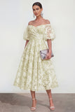 Off-the-shoulder A-lijn midi roze bloemenjurk met puffmouwen