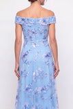 Off-the-shoulder stoffig blauw Een lijn geborduurd met een lange moeder van de bruid jurk
