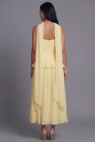 A-lijn stoffige salie strapless geplooide midi-jurk met ruches en halsdoek