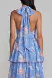 Blauwroze bloemen halter hals gelaagde, gerimpelde, lange bloemenjurk met strik