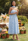 Blauwe strapless A-lijn geappliqueerde bloemenjurk midi bruiloftsgastenjurk met halssjaal