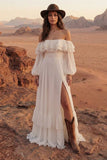 Off-the-shoulder maxi A Line Ivory Beach trouwjurk met ruches
