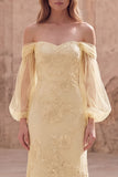 Off-the-shoulder gele zeemeermin-appliqueerde lange galajurk met mouwen
