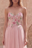 Glinsterende roze A-lijn sweetheart tule galajurk met kralen