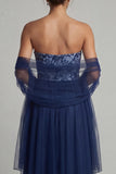 Navy A Line strapless lange tule jurk van moeder van de bruid met slinger