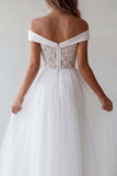 Off-the-shoulder witte tule A-lijn lange afstudeerjurk met kant