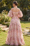 Off-the-shoulder roze fuchsia A-lijn tule geappliqueerde lange bloemenjurk met puffmouwen
