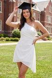 Eenschouder witte tule geraffde bodycon mini afstudeerjurk