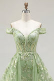 Off-the-shoulder groene A-lijn geappliqueerde korset bloemenjurk met lange gala en ruches