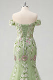 Off-the-shoulder groene zeemeermin geborduurde tule galajurk