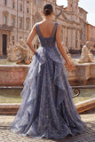 Elegante V-hals tule Starry Sky Stoffige Blauwe Galajurk met gelaagde ruches