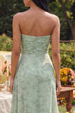 Strapless uitgesneden stoffige salie bloemen maxijurk met split