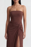Strapless bruine gerimpelde lange formele jurk
