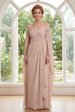 Chiffon Champagne Off the Shoulder Gerimpelde Moeder van de Bruid Jurk met cape mouwen