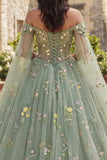 Off-the-shoulder groene baljurk Bloemen Quinceañera jurk met cape mouwen