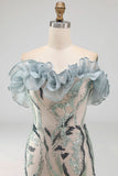 Glinsterende stoffige blauwe strapless kralenbeklede strakke korte cocktailjurk met ruches